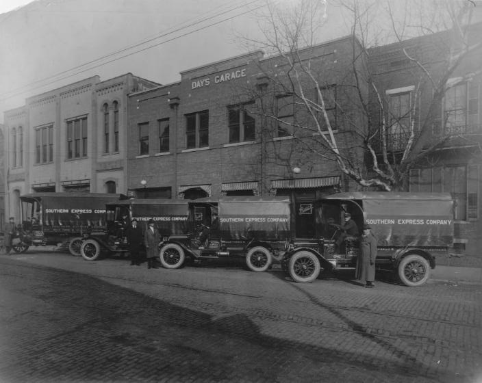 Day's Garage